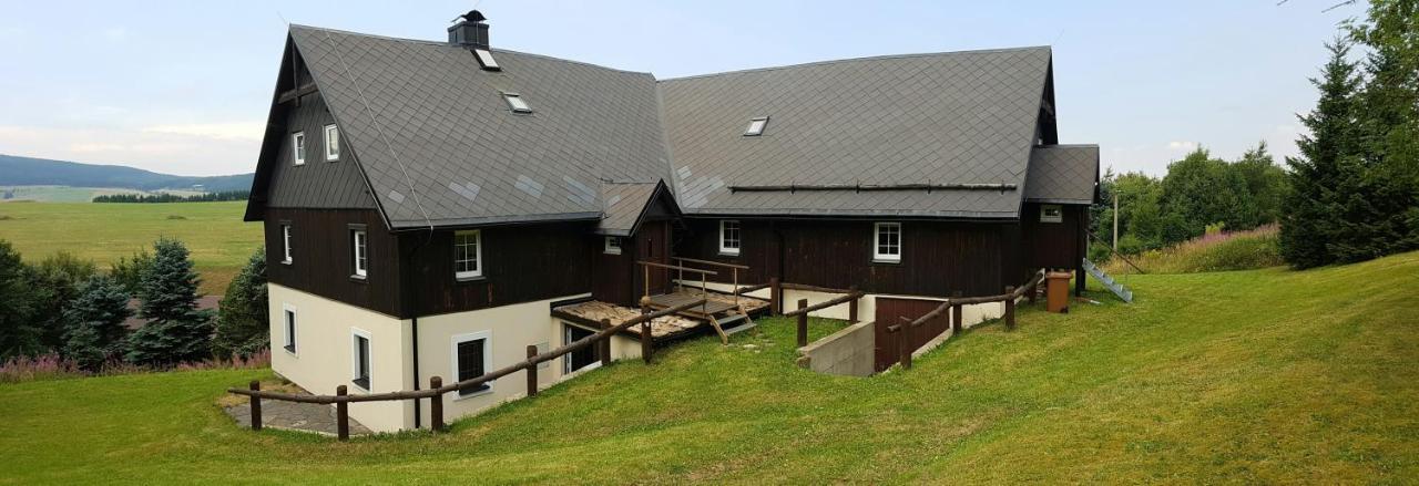 Chaloupka Slamenka Villa Loučná pod Klínovcem Eksteriør bilde