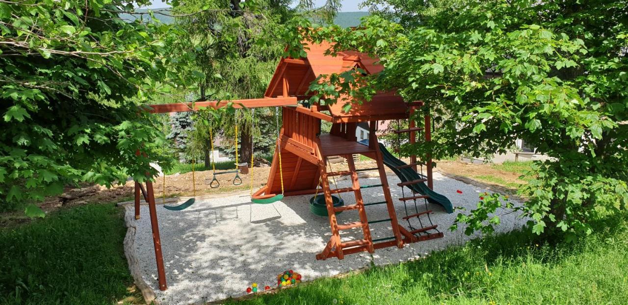 Chaloupka Slamenka Villa Loučná pod Klínovcem Eksteriør bilde