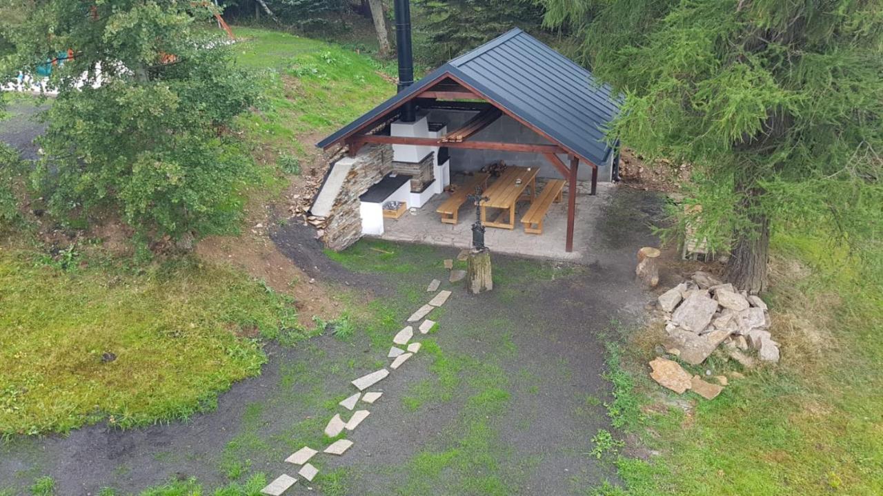 Chaloupka Slamenka Villa Loučná pod Klínovcem Eksteriør bilde